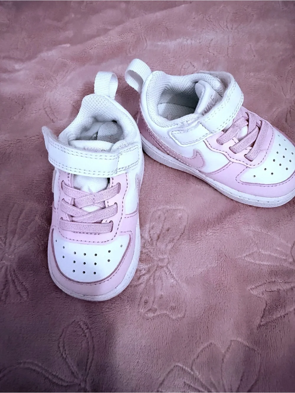 Nike Kids Pink and White Velcro Athletic Sneakers
